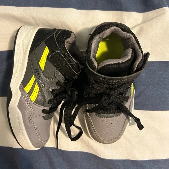 Reebok shoes for kids/toddlers - Picture 4 of 5